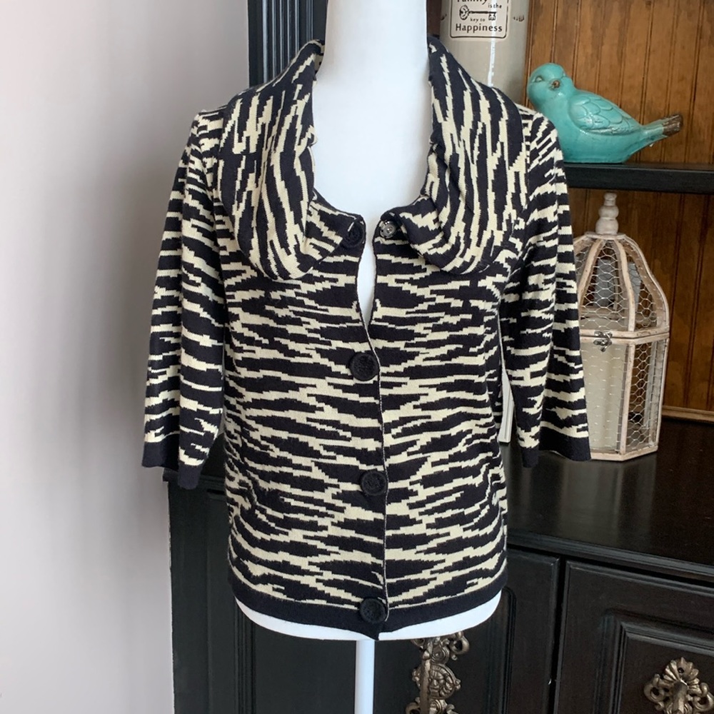 Cute print sweater